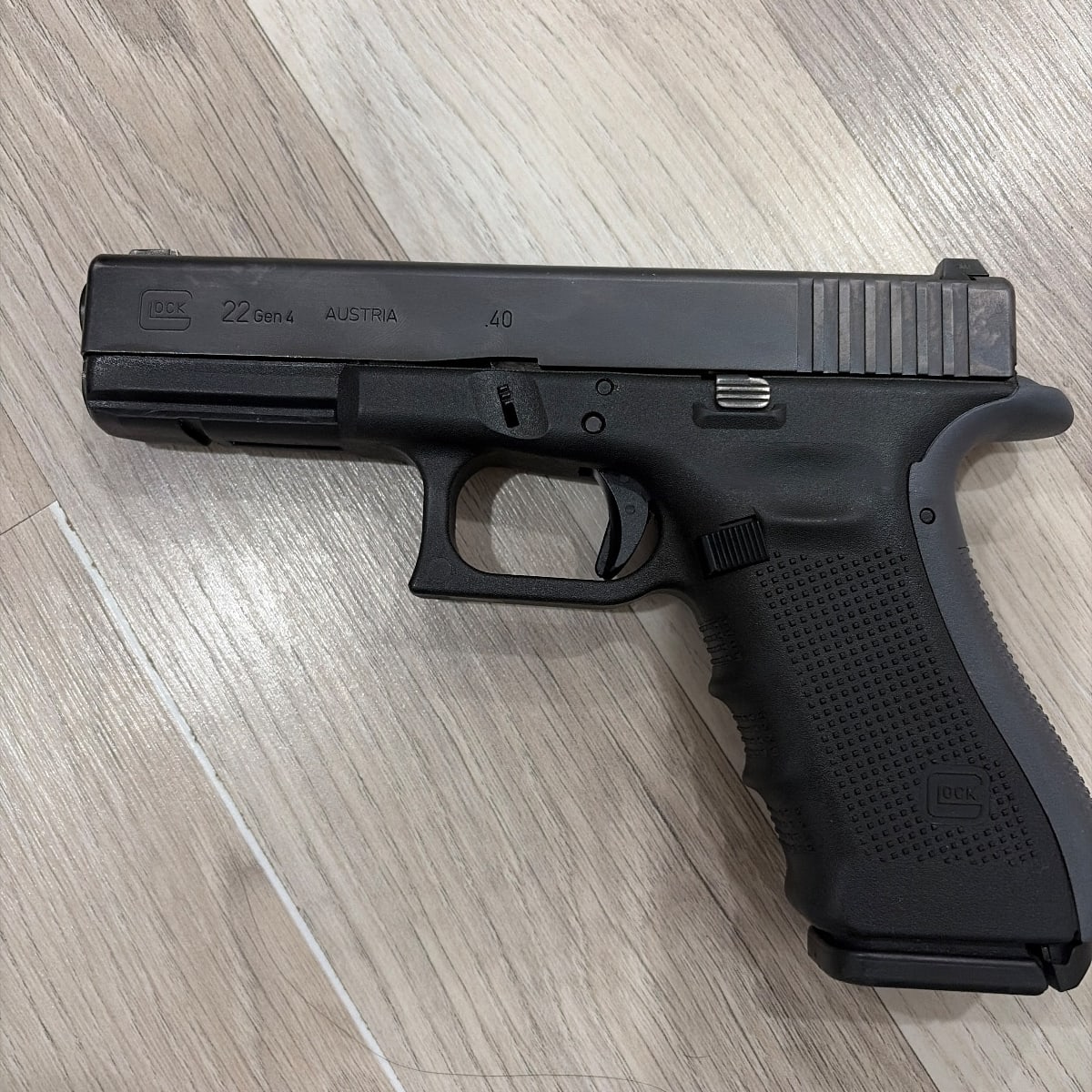 Glock 22 Gen4 .40 S&W